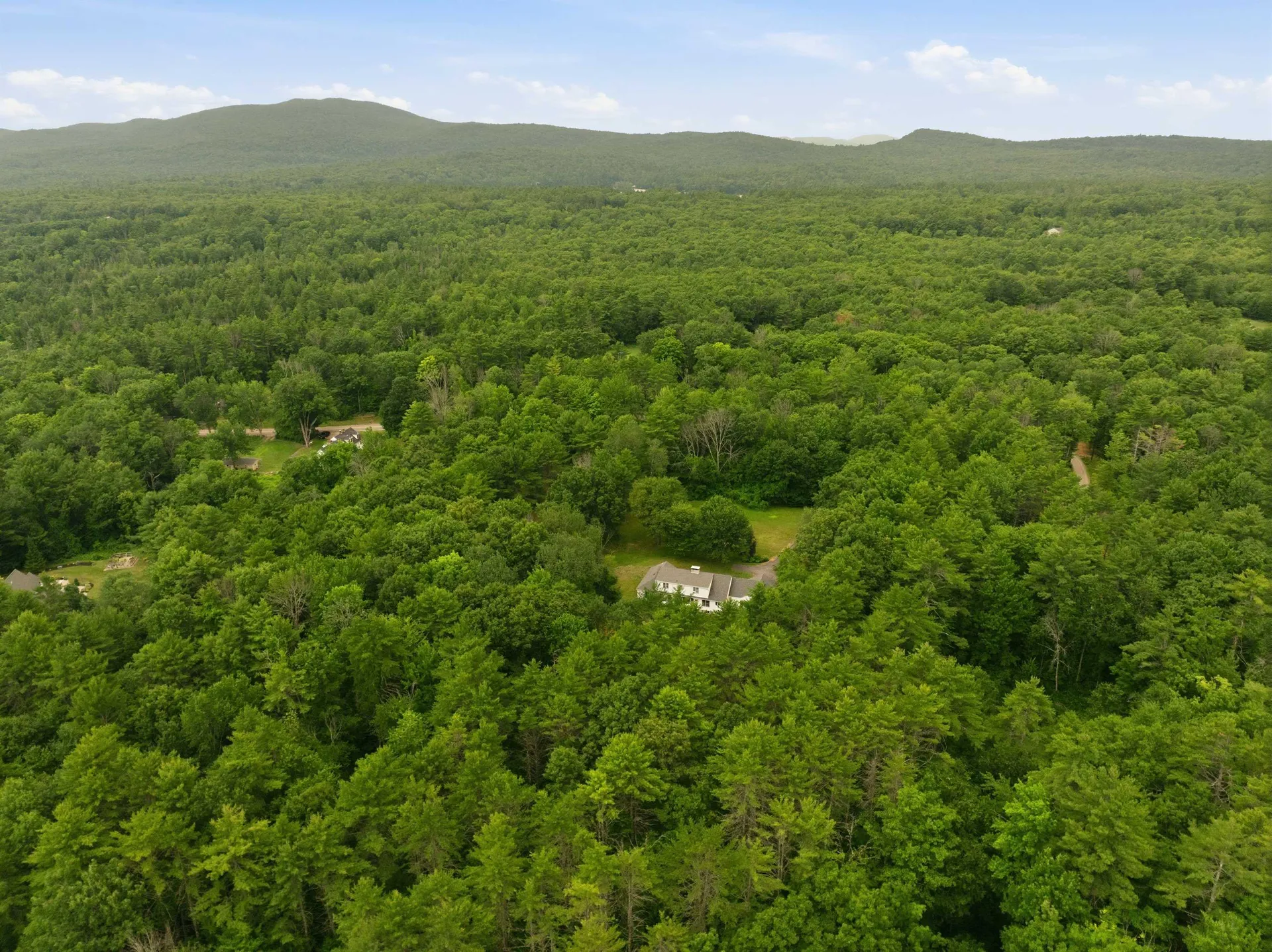66 Lyford Road Brookfield NH 03872