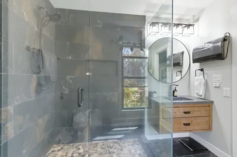 66 Lyford Road Brookfield NH 03872