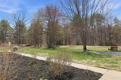66 Lyford Road Brookfield NH 03872
