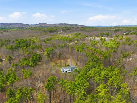 66 Lyford Road Brookfield NH 03872
