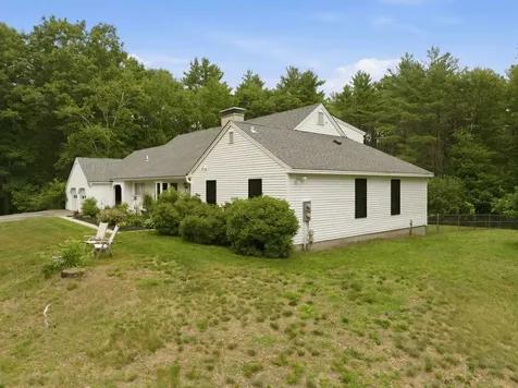 66 Lyford Road Brookfield NH 03872