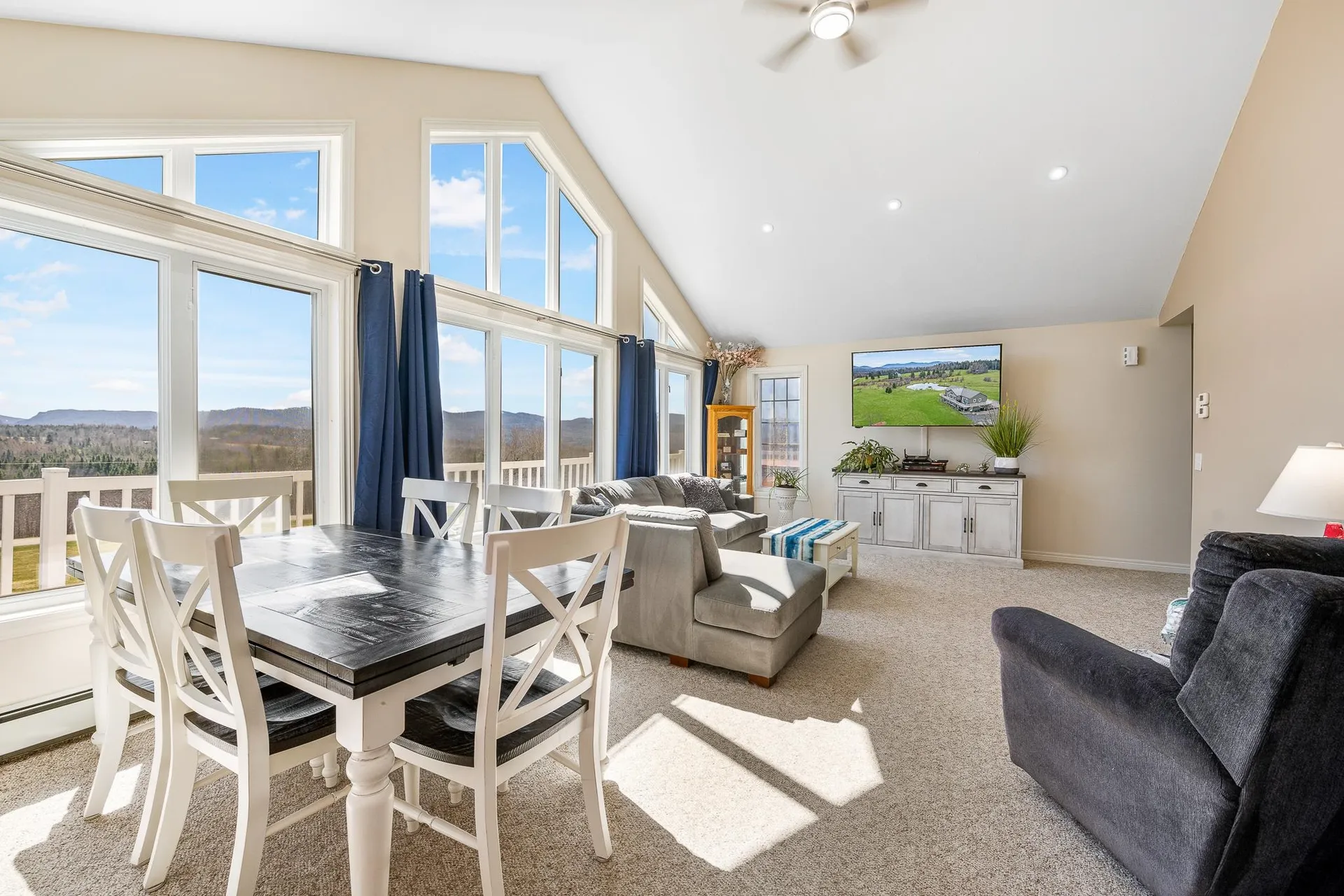 794 Reed Road Colebrook NH 03576