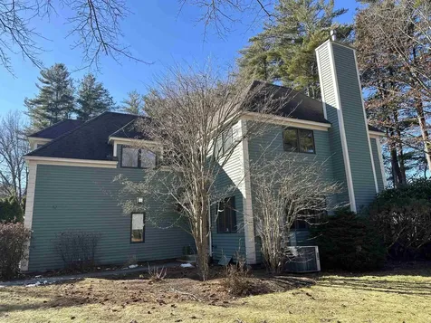 33 Clearwater Drive Dover NH 03820