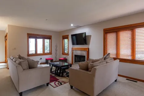 33 Clearwater Drive Dover NH 03820