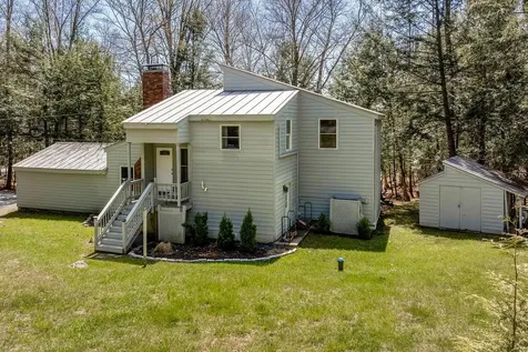 957 Marsh Family Road Hartford VT 05059