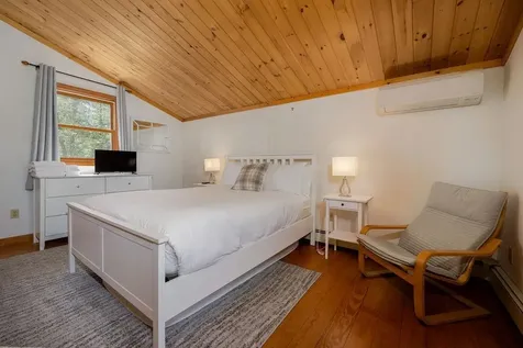 957 Marsh Family Road Hartford VT 05059