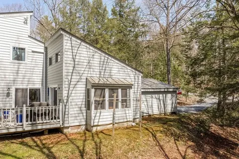 957 Marsh Family Road Hartford VT 05059