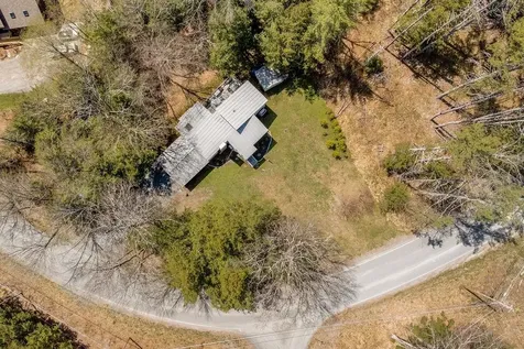 957 Marsh Family Road Hartford VT 05059