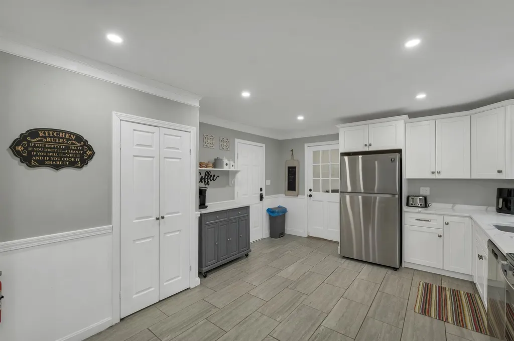 61 Union Wharf Road Tuftonboro NH 03816