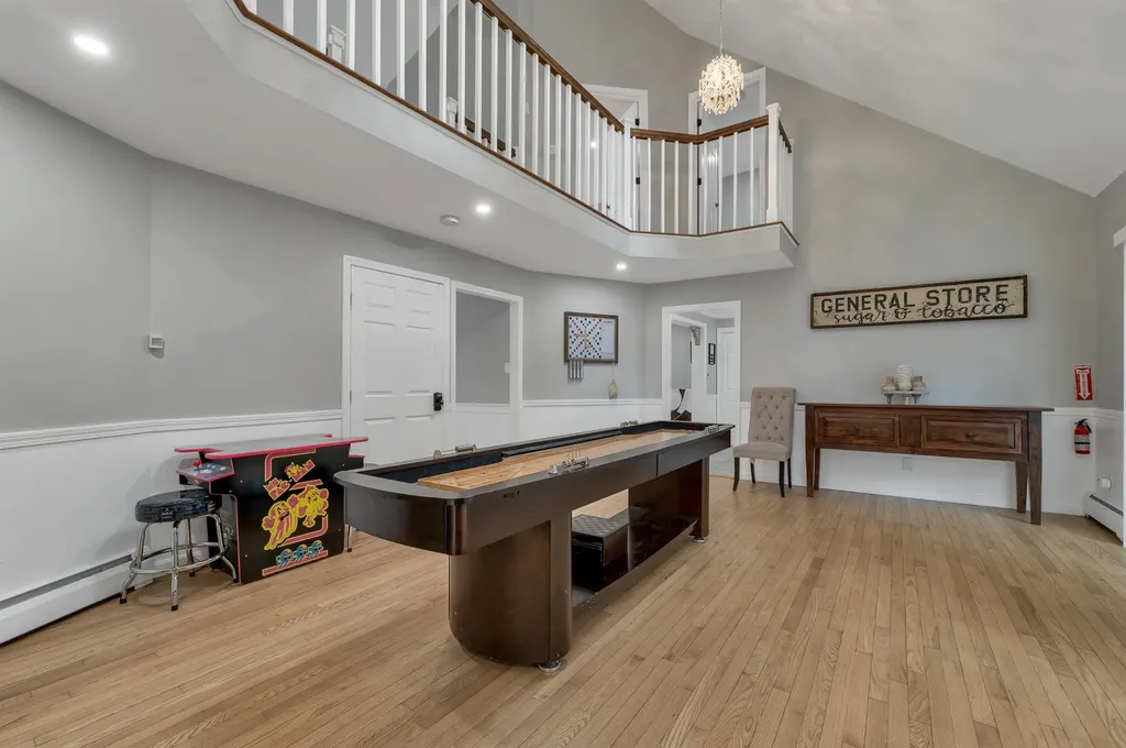 61 Union Wharf Road Tuftonboro NH 03816