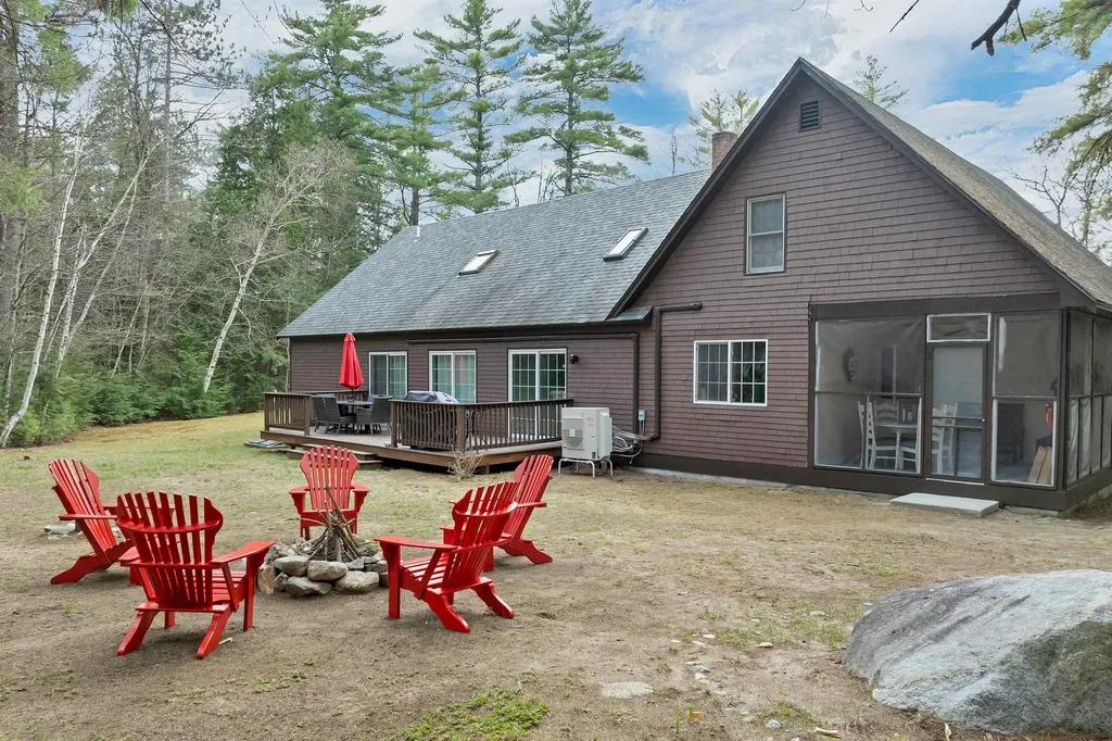 61 Union Wharf Road Tuftonboro NH 03816