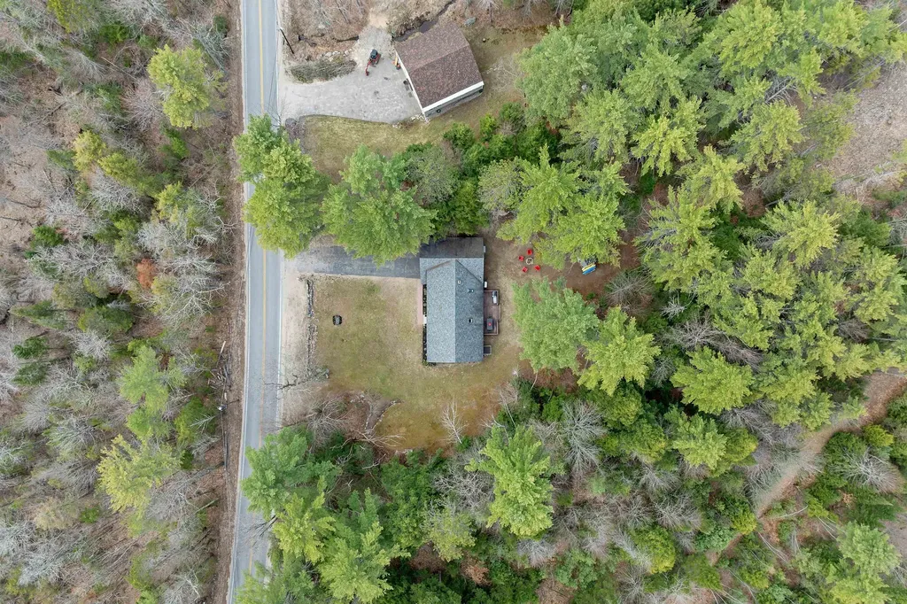 61 Union Wharf Road Tuftonboro NH 03816
