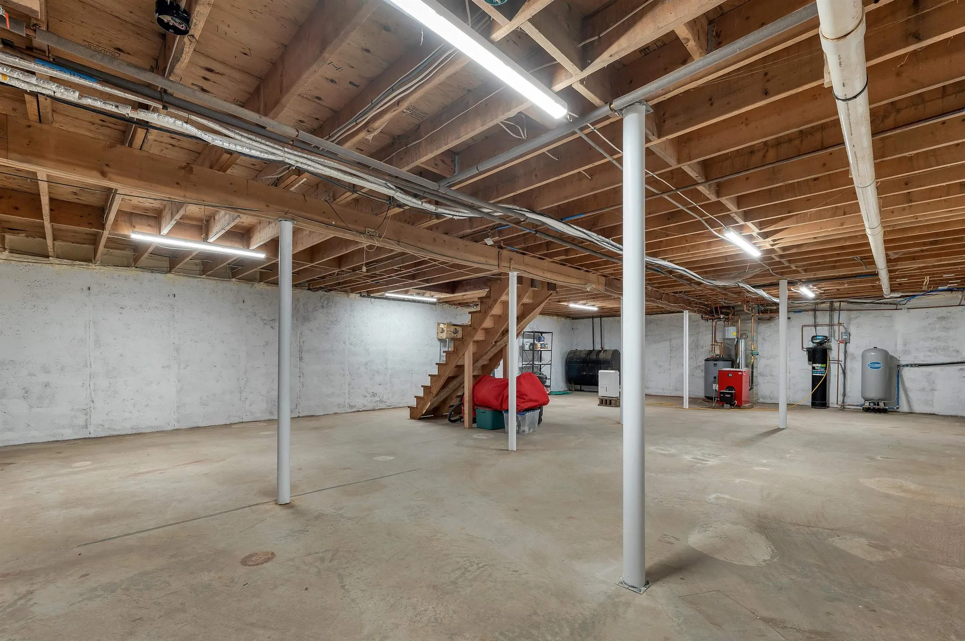 61 Union Wharf Road Tuftonboro NH 03816