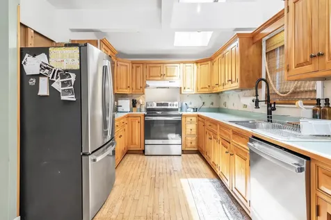 7 Riverton Street Keene NH 03431