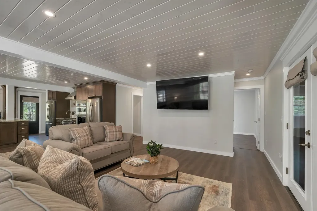 84 Maple Circle Sanbornton NH 03269