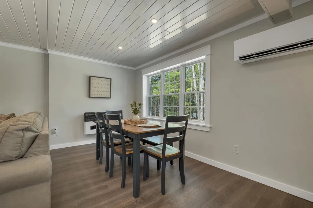 84 Maple Circle Sanbornton NH 03269