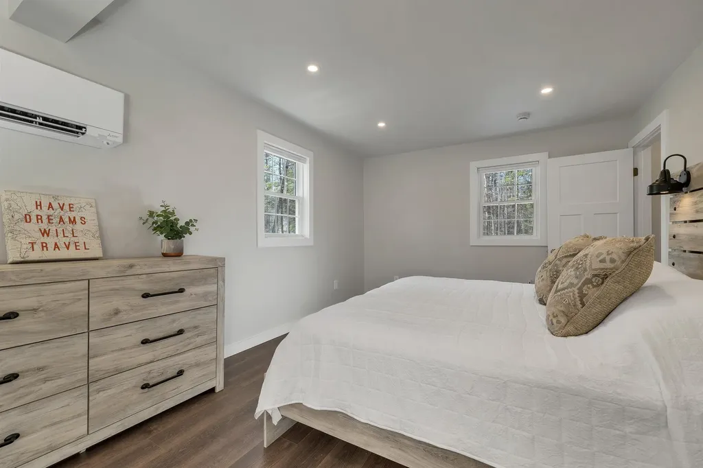 84 Maple Circle Sanbornton NH 03269