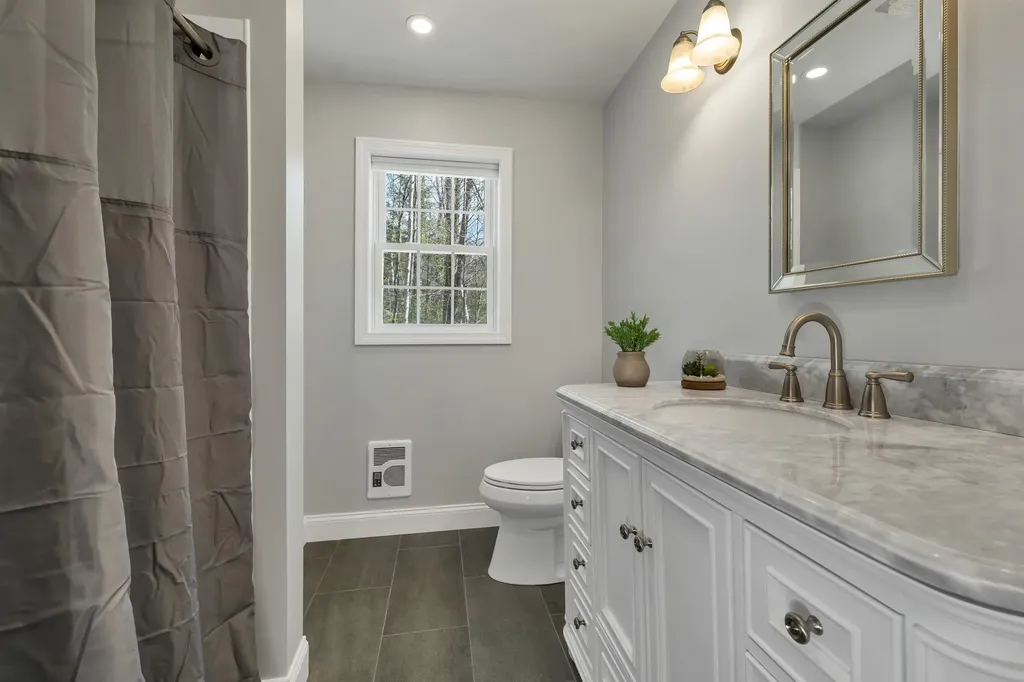 84 Maple Circle Sanbornton NH 03269