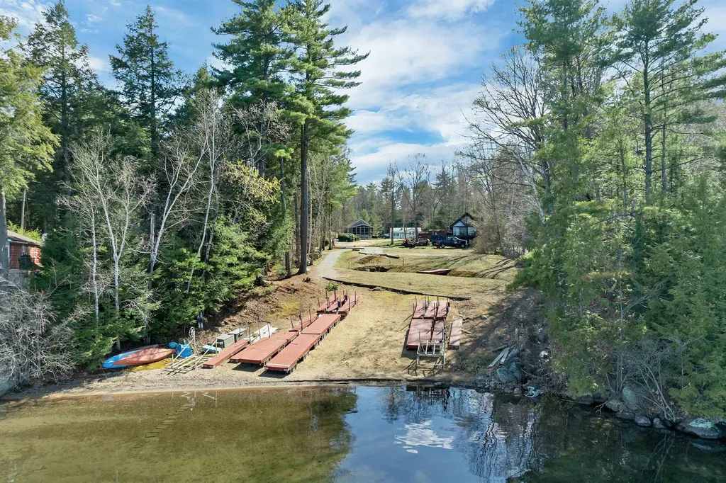 84 Maple Circle Sanbornton NH 03269