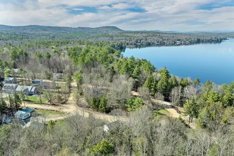 84 Maple Circle Sanbornton NH 03269