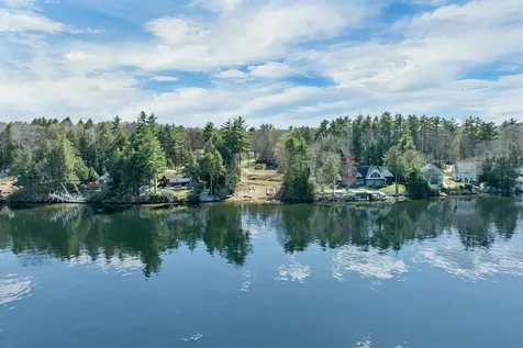 84 Maple Circle Sanbornton NH 03269