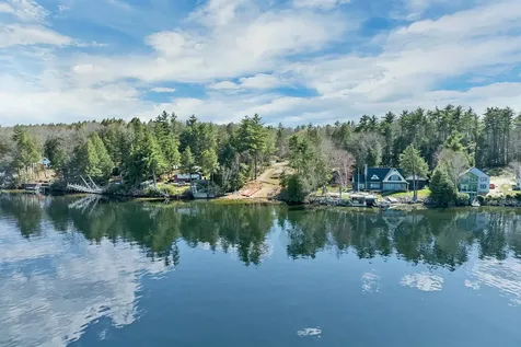 84 Maple Circle Sanbornton NH 03269