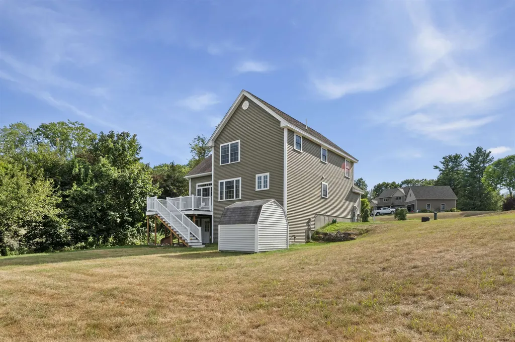 3 Orchard Hill Road Epping NH 03042