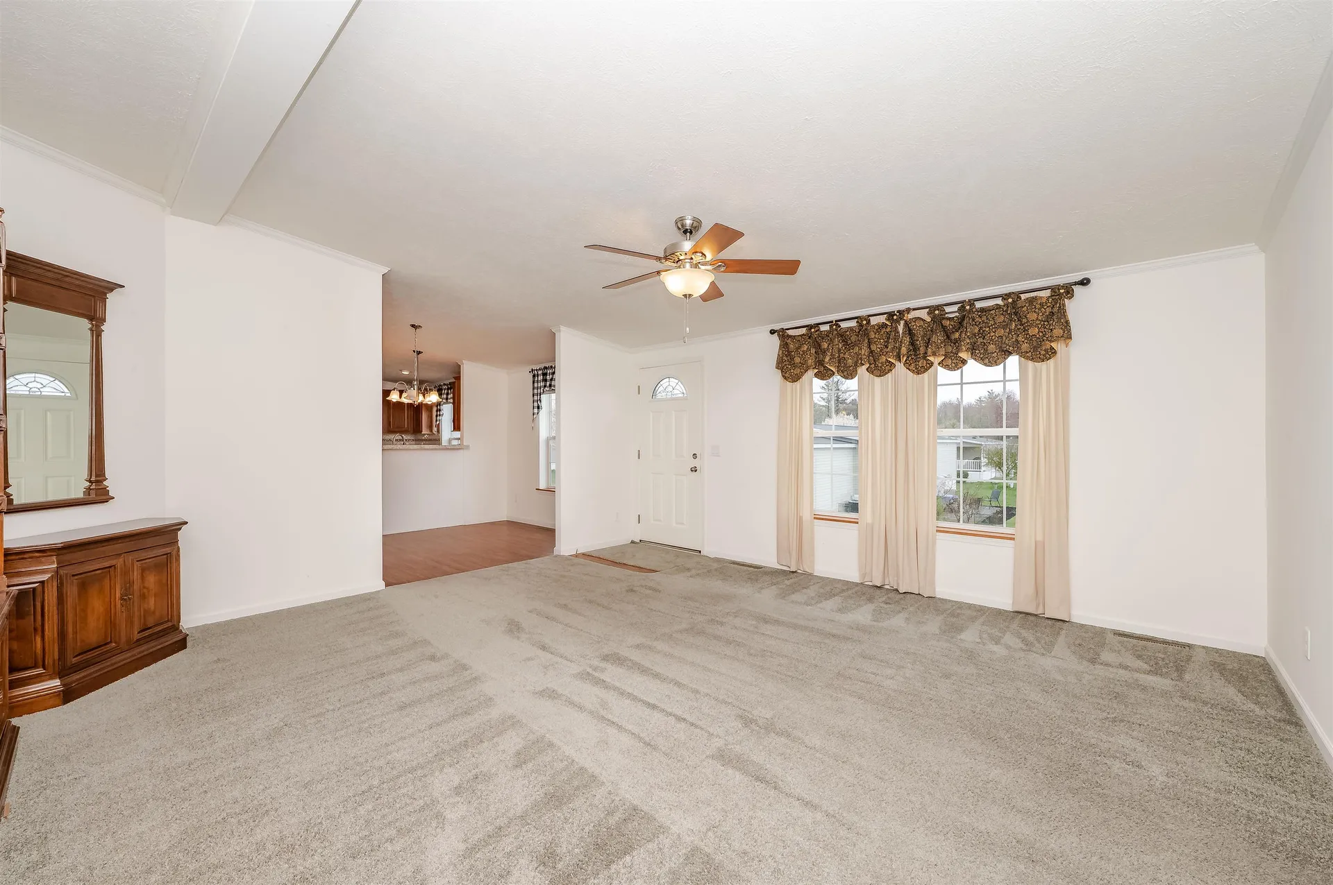 31 Meredith Drive Hampstead NH 03841