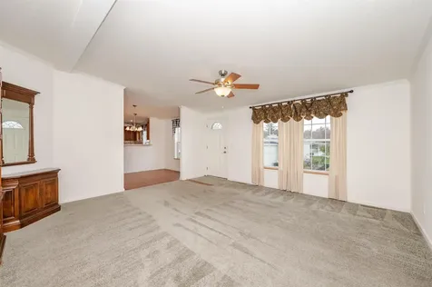 31 Meredith Drive Hampstead NH 03841