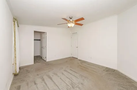 31 Meredith Drive Hampstead NH 03841