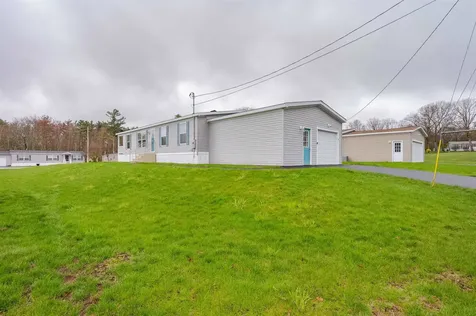 31 Meredith Drive Hampstead NH 03841