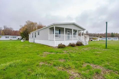 31 Meredith Drive Hampstead NH 03841