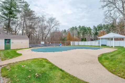 31 Meredith Drive Hampstead NH 03841