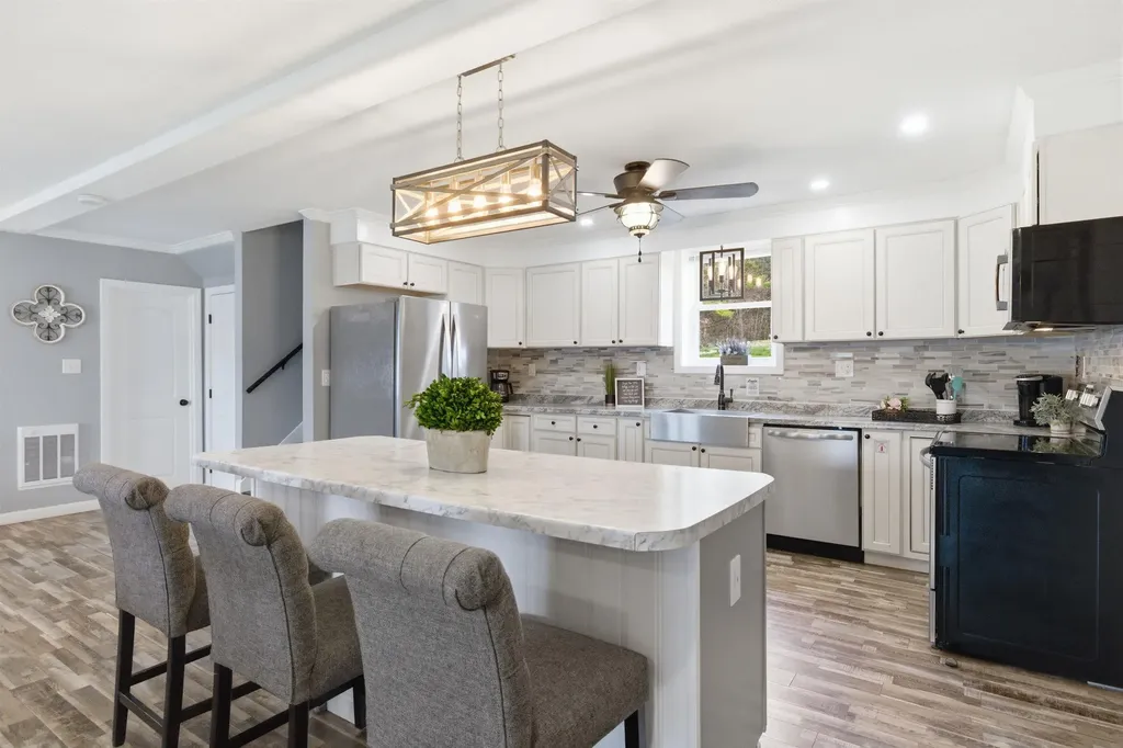 165 Georgetown Drive Barnstead NH 03225