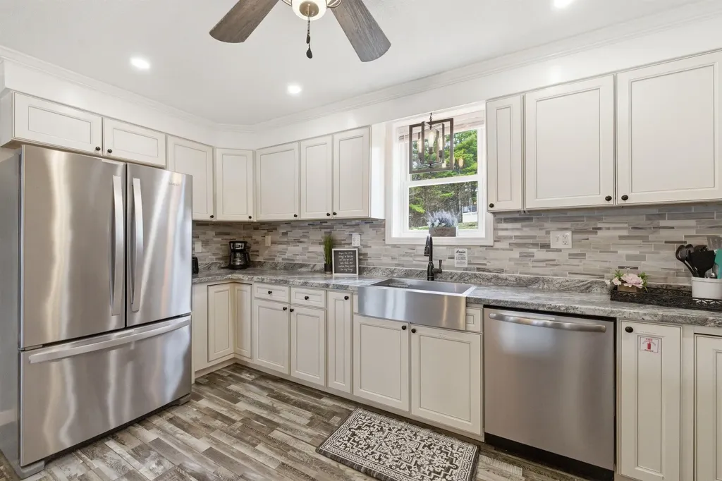 165 Georgetown Drive Barnstead NH 03225