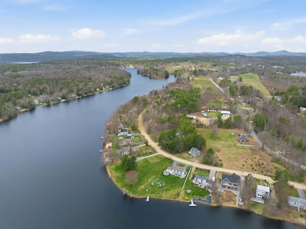 165 Georgetown Drive Barnstead NH 03225