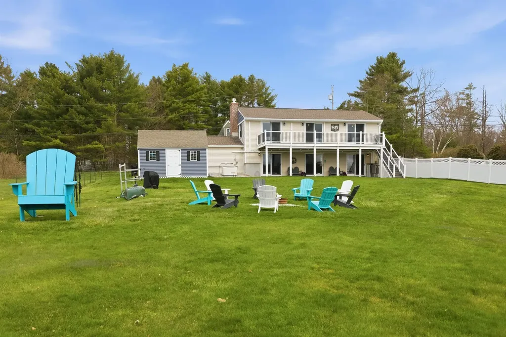 165 Georgetown Drive Barnstead NH 03225