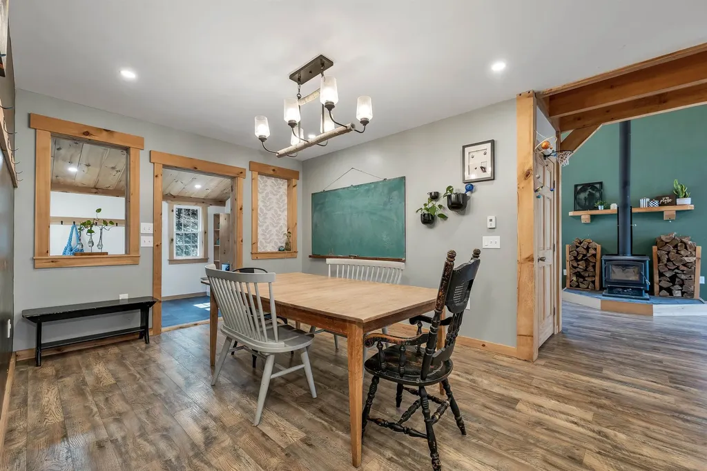 1881 Broomstick Hill Road Littleton NH 03561-4322