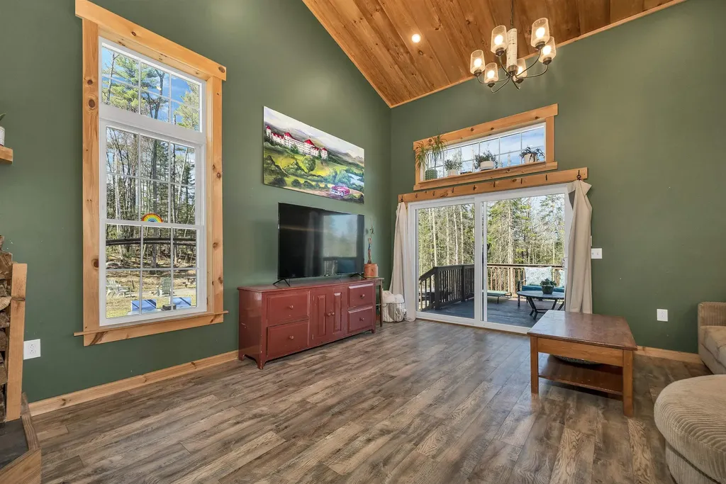 1881 Broomstick Hill Road Littleton NH 03561-4322