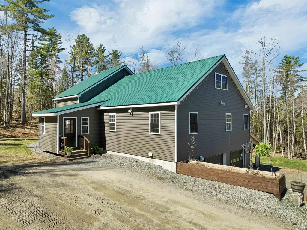 1881 Broomstick Hill Road Littleton NH 03561-4322