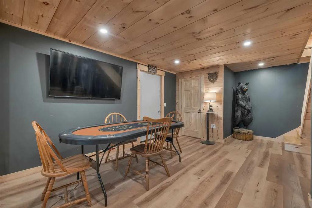 1881 Broomstick Hill Road Littleton NH 03561-4322