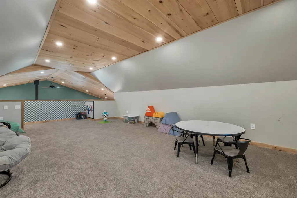 1881 Broomstick Hill Road Littleton NH 03561-4322