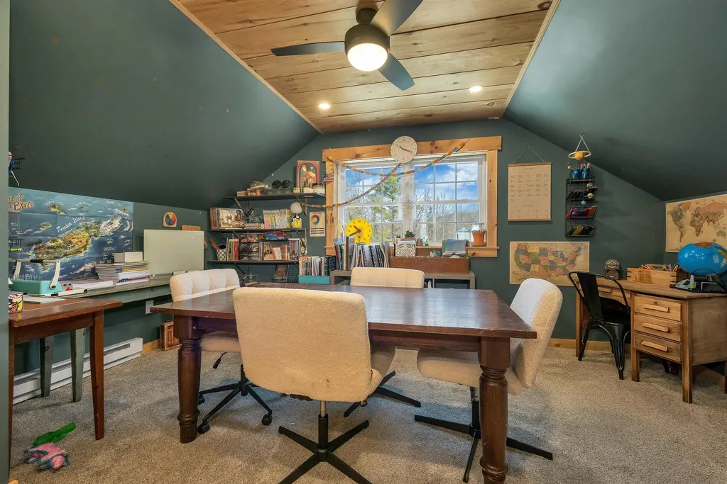 1881 Broomstick Hill Road Littleton NH 03561-4322
