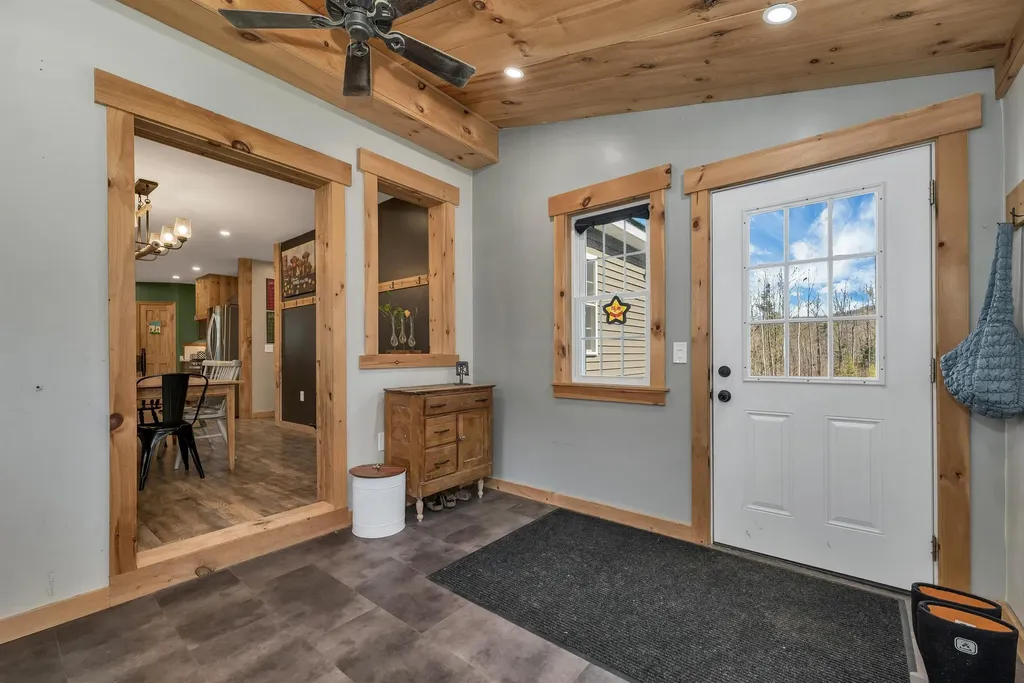 1881 Broomstick Hill Road Littleton NH 03561-4322