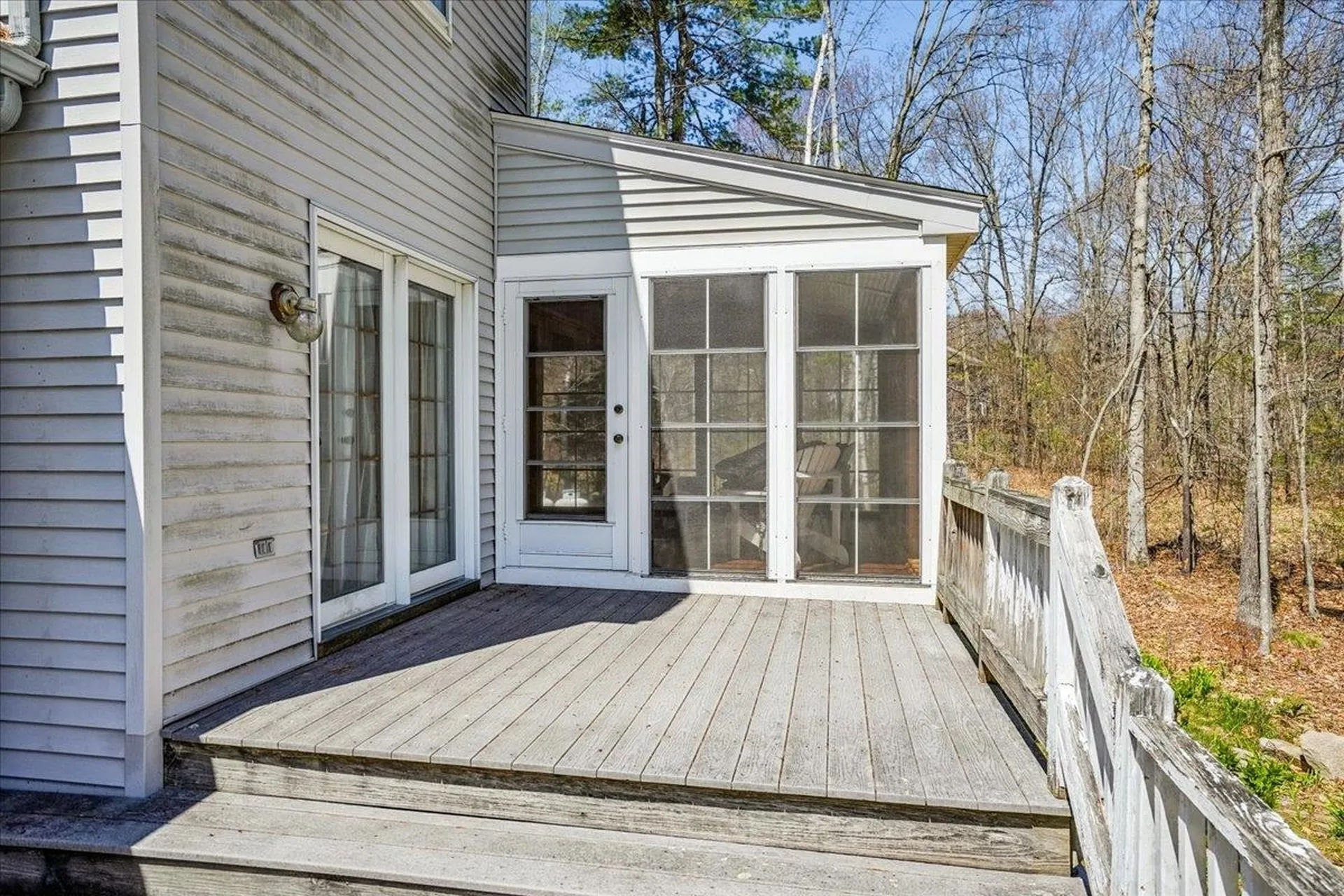 112 Hardy Road Londonderry NH 03053