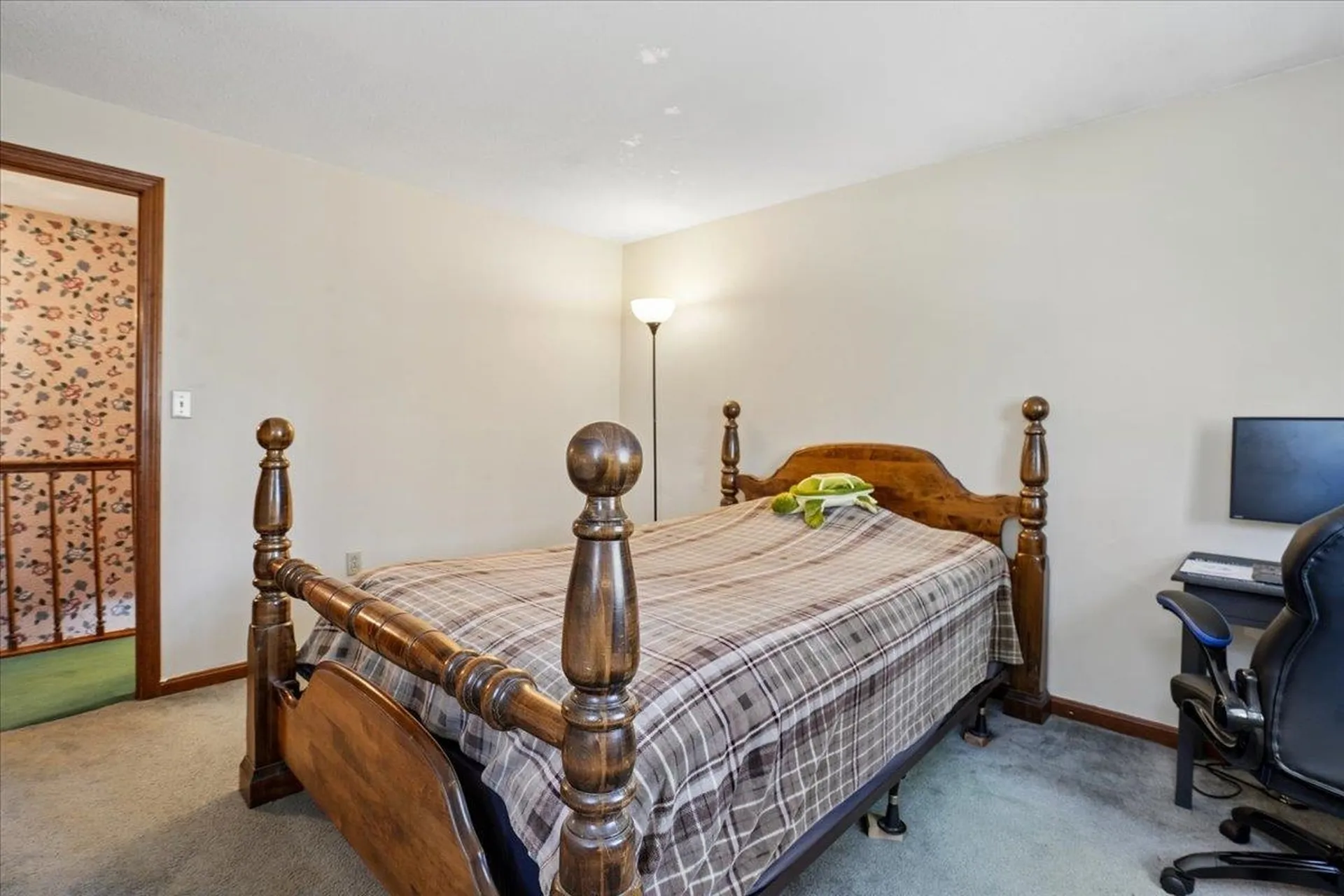 112 Hardy Road Londonderry NH 03053