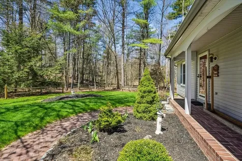 112 Hardy Road Londonderry NH 03053