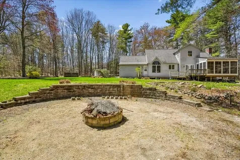 112 Hardy Road Londonderry NH 03053