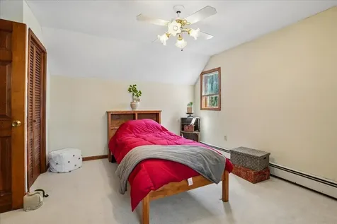 112 Hardy Road Londonderry NH 03053