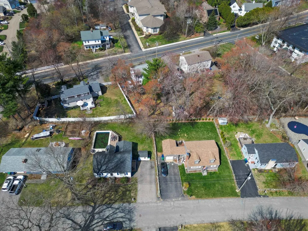 4 Hutchinson Drive Hampton NH 03842